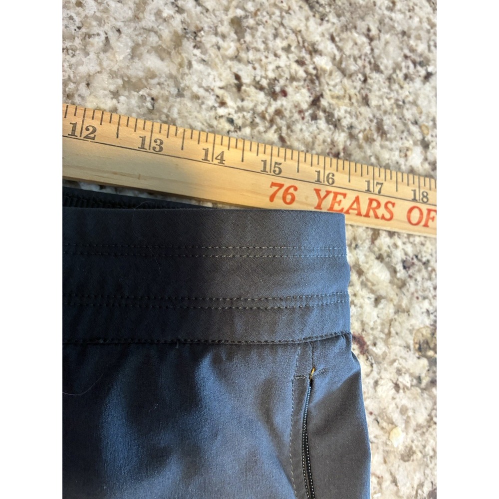 Kuhl pants Womens Medium Short Black Freeflex Move Hiking Climbing Camping - Picture 11 of 13